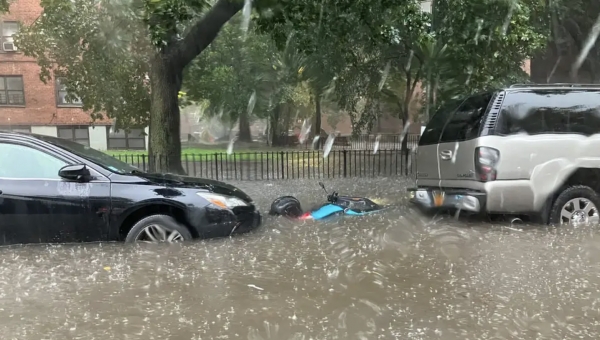 홍수가 발생한 뉴욕시 | 출처: Weather.com